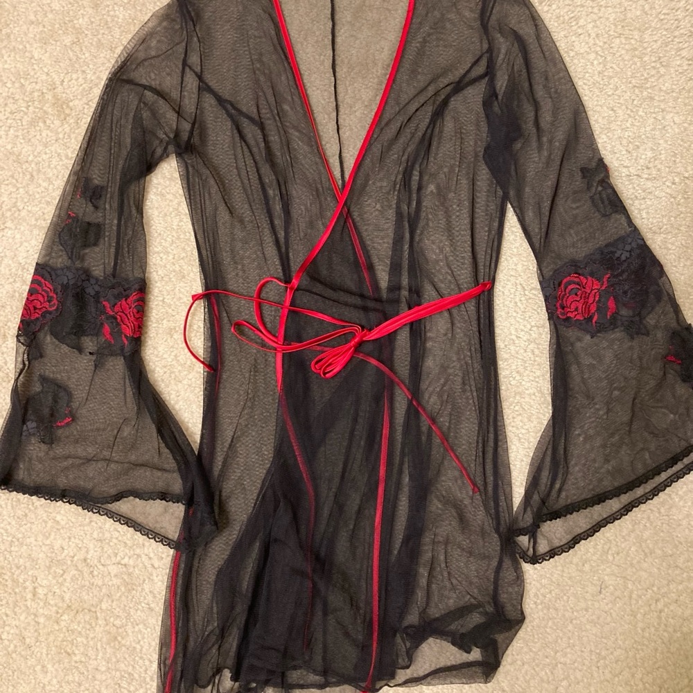 Victoria’s Secret lace mash robe